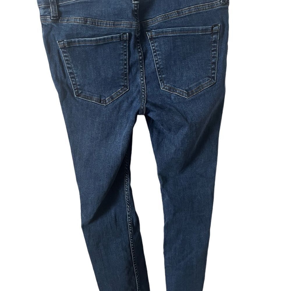Free People Destroyed Reagan Button Front Jeans Size 26 - Picture 9 of 12